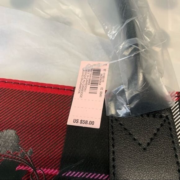 RED VICTORIAS SECRET TOTE - Picture 4 of 8
